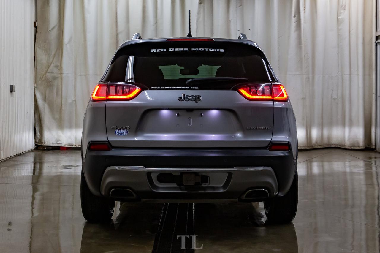 2019 Jeep Cherokee 4x4 Limited Leather Roof Nav BCam Red Deer AB