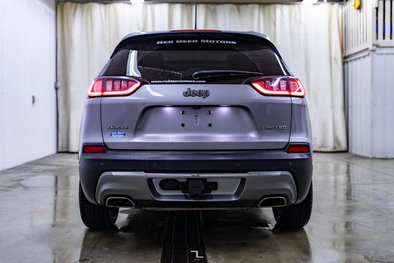 2019 Jeep Cherokee 4x4 Limited Leather Roof Nav BCam Red Deer AB