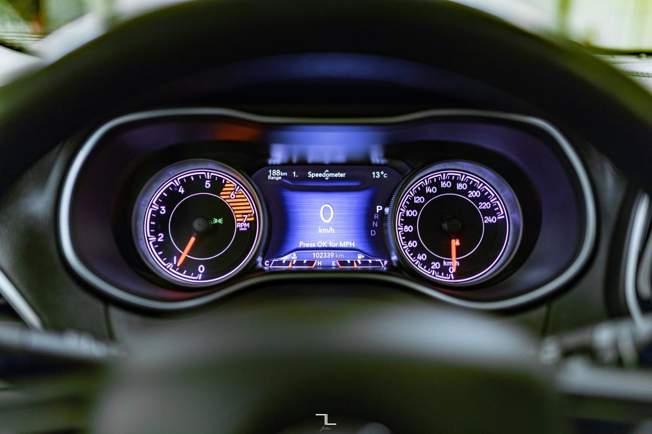 2019 Jeep Cherokee 4x4 Limited Leather Roof Nav BCam Red Deer AB