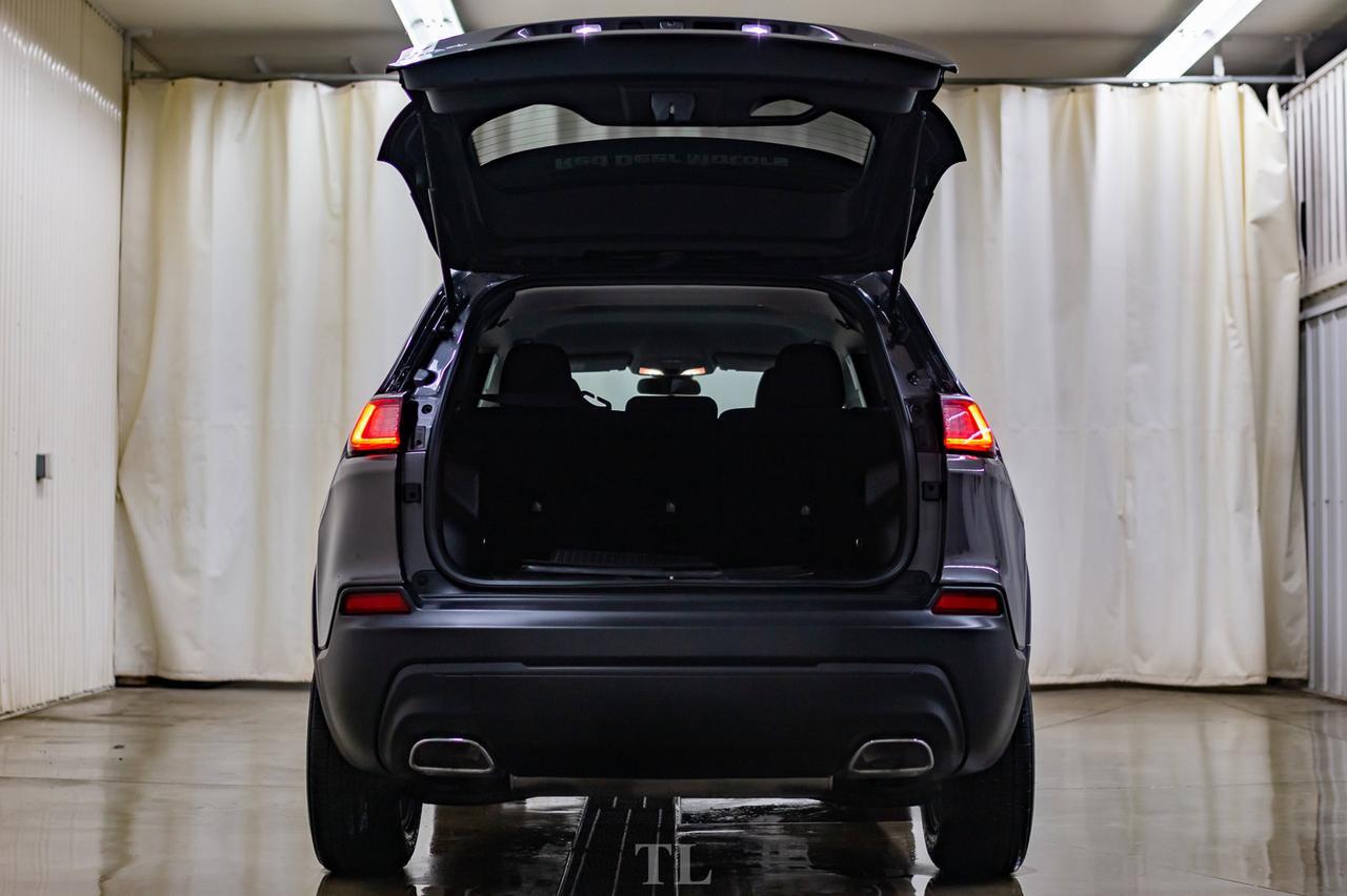 2019 Jeep Cherokee 4x4 North BCam Hseat Red Deer AB