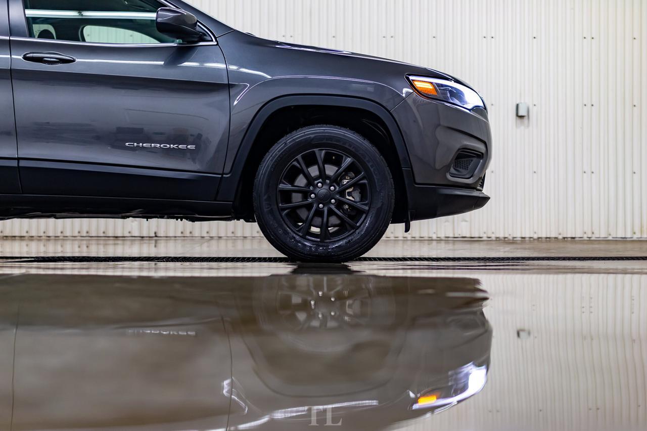 2019 Jeep Cherokee 4x4 North BCam Hseat Red Deer AB