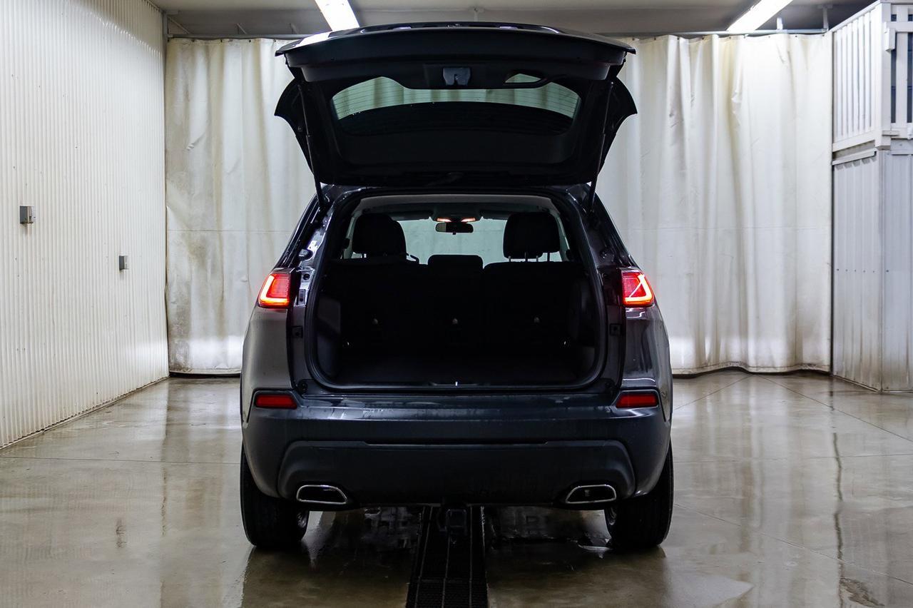 2019 Jeep Cherokee 4x4 North BCam Red Deer AB