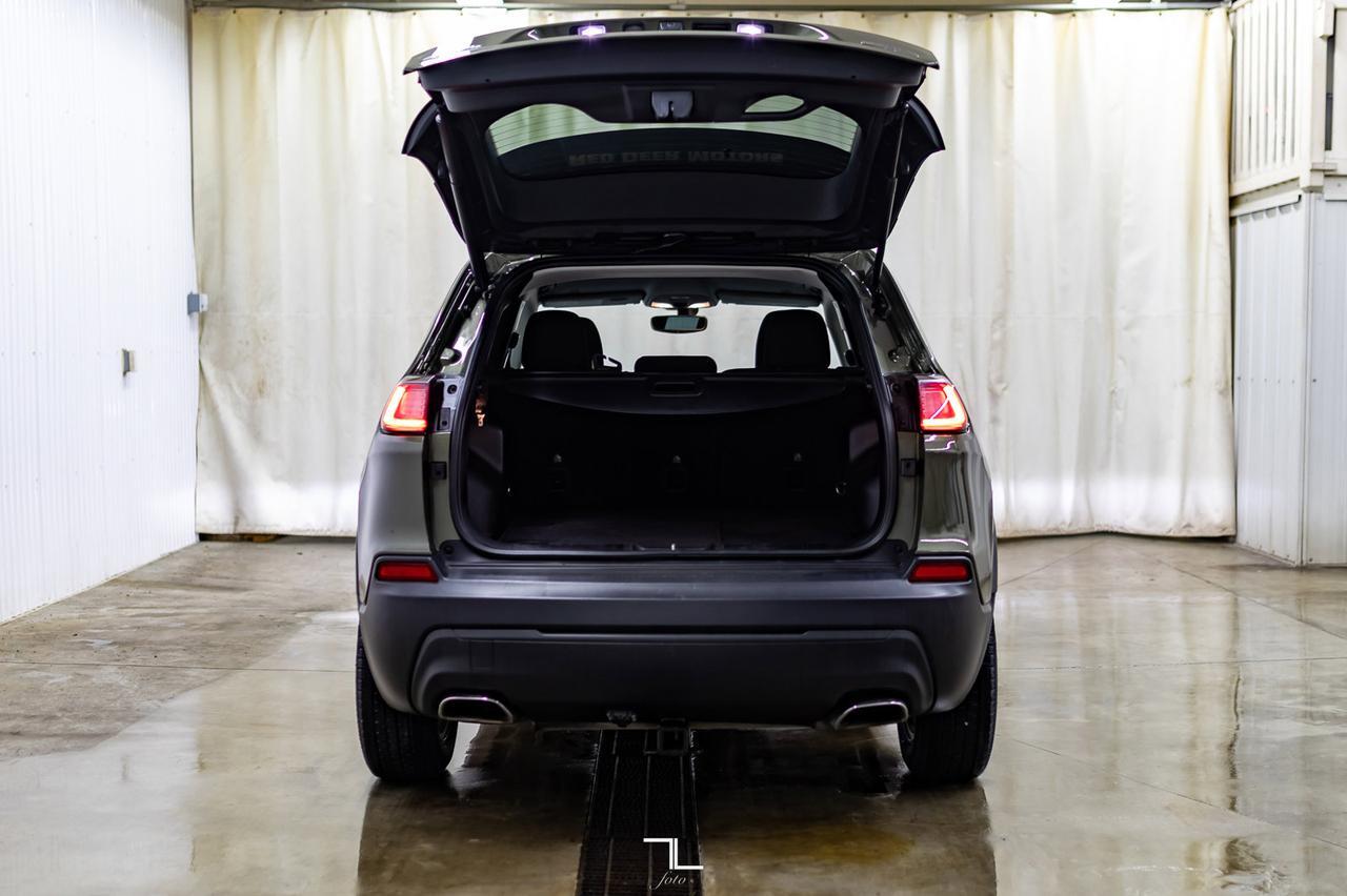 2019 Jeep Cherokee 4x4 North BCam Red Deer AB