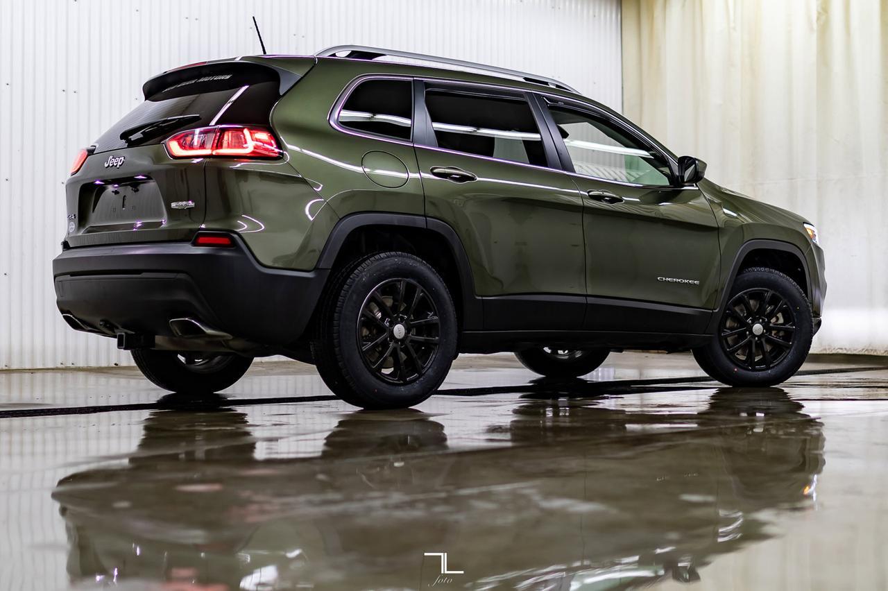 2019 Jeep Cherokee 4x4 North BCam Red Deer AB