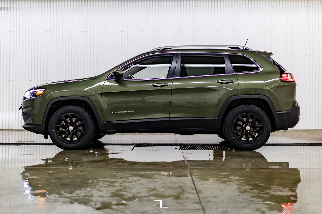 2019 Jeep Cherokee 4x4 North BCam Red Deer AB