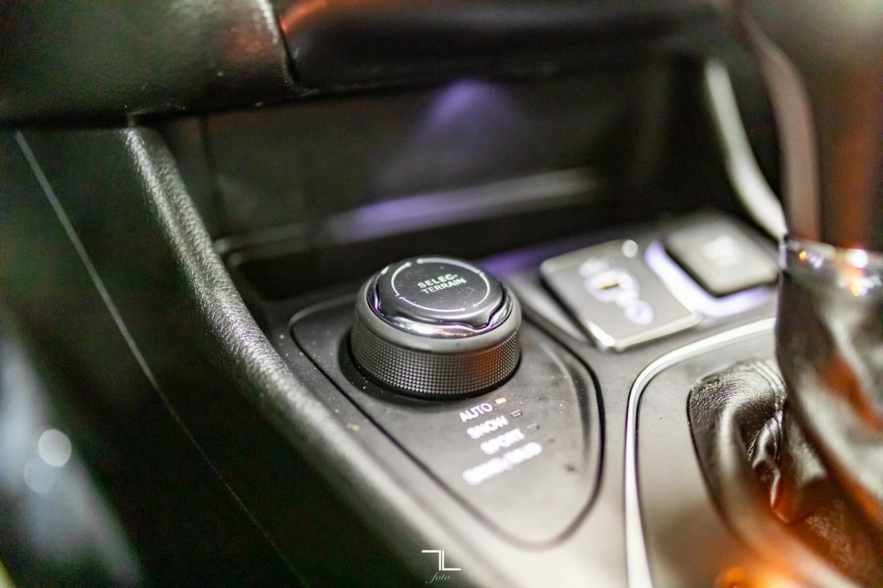 2019 Jeep Cherokee 4x4 North BCam Red Deer AB