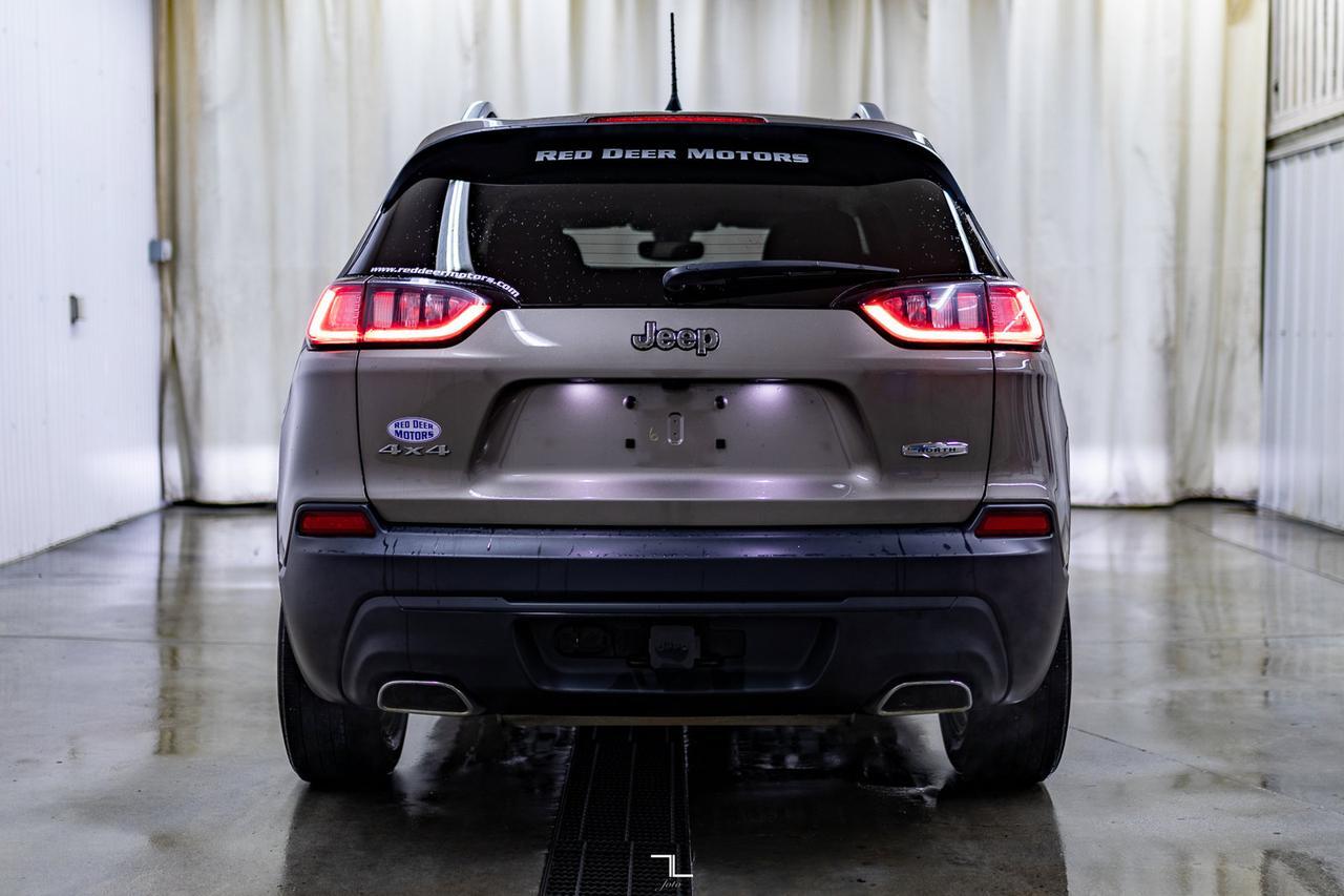 2019 Jeep Cherokee 4x4 North BCam Red Deer AB