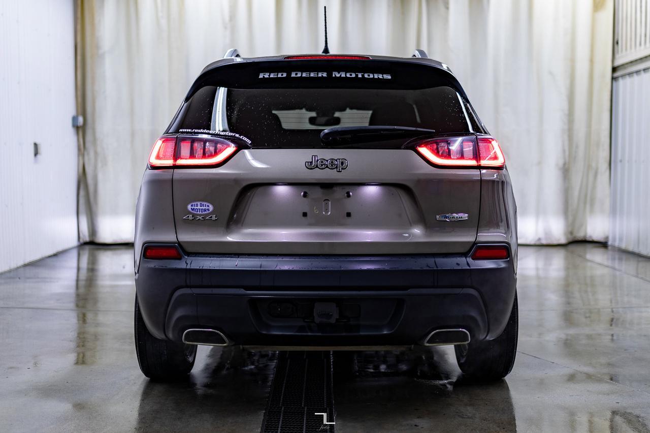 2019 Jeep Cherokee 4x4 North BCam Red Deer AB