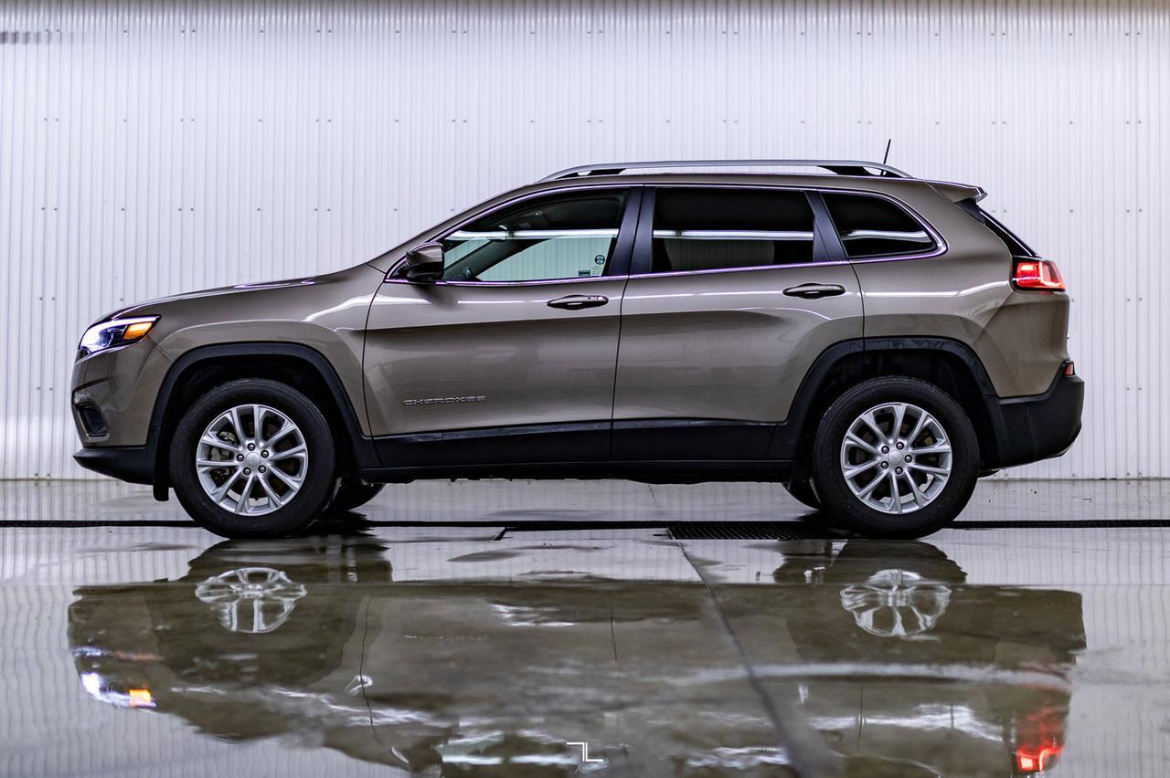 2019 Jeep Cherokee 4x4 North BCam Red Deer AB