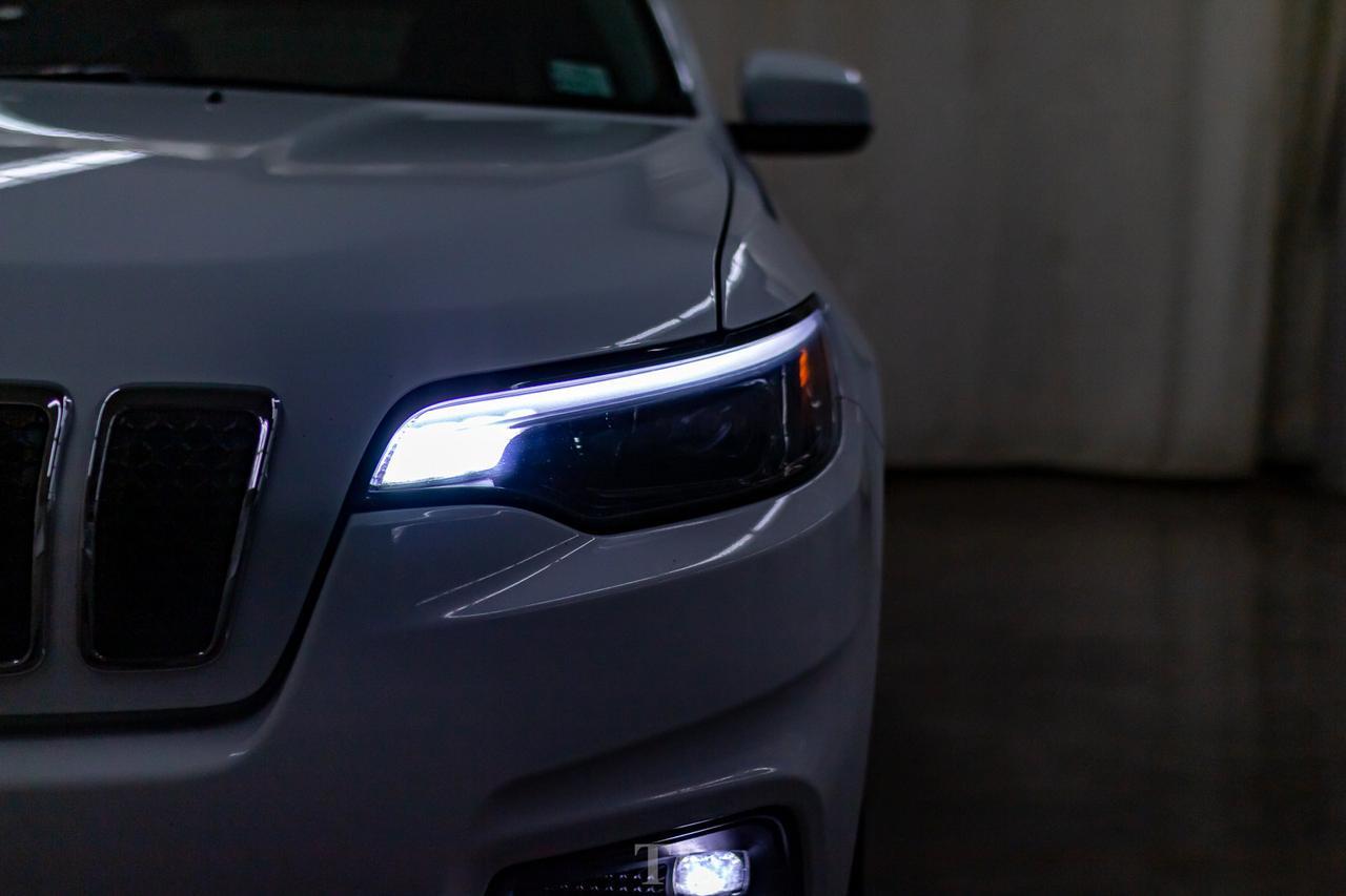 2019 Jeep Cherokee 4x4 North BCam Red Deer AB