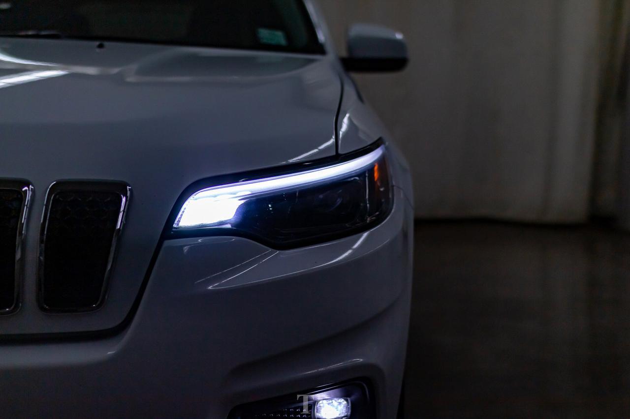 2019 Jeep Cherokee 4x4 North BCam Red Deer AB