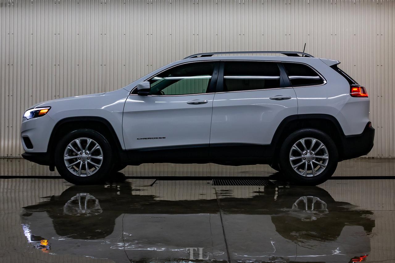 2019 Jeep Cherokee 4x4 North BCam Red Deer AB