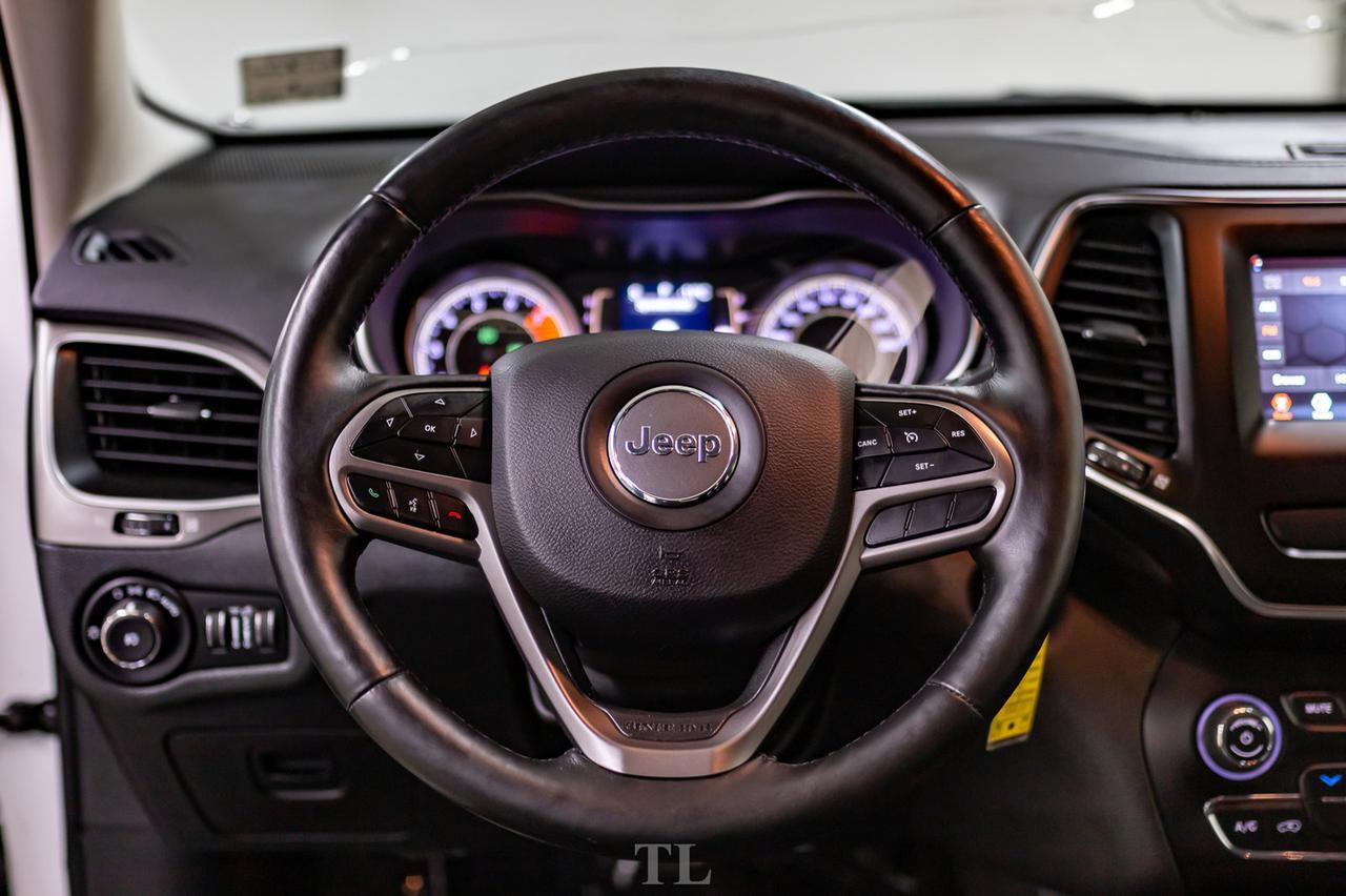 2019 Jeep Cherokee 4x4 North BCam Red Deer AB