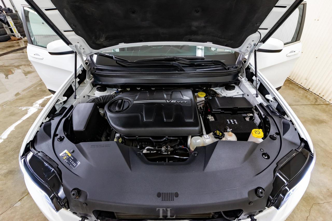 2019 Jeep Cherokee 4x4 North BCam Red Deer AB