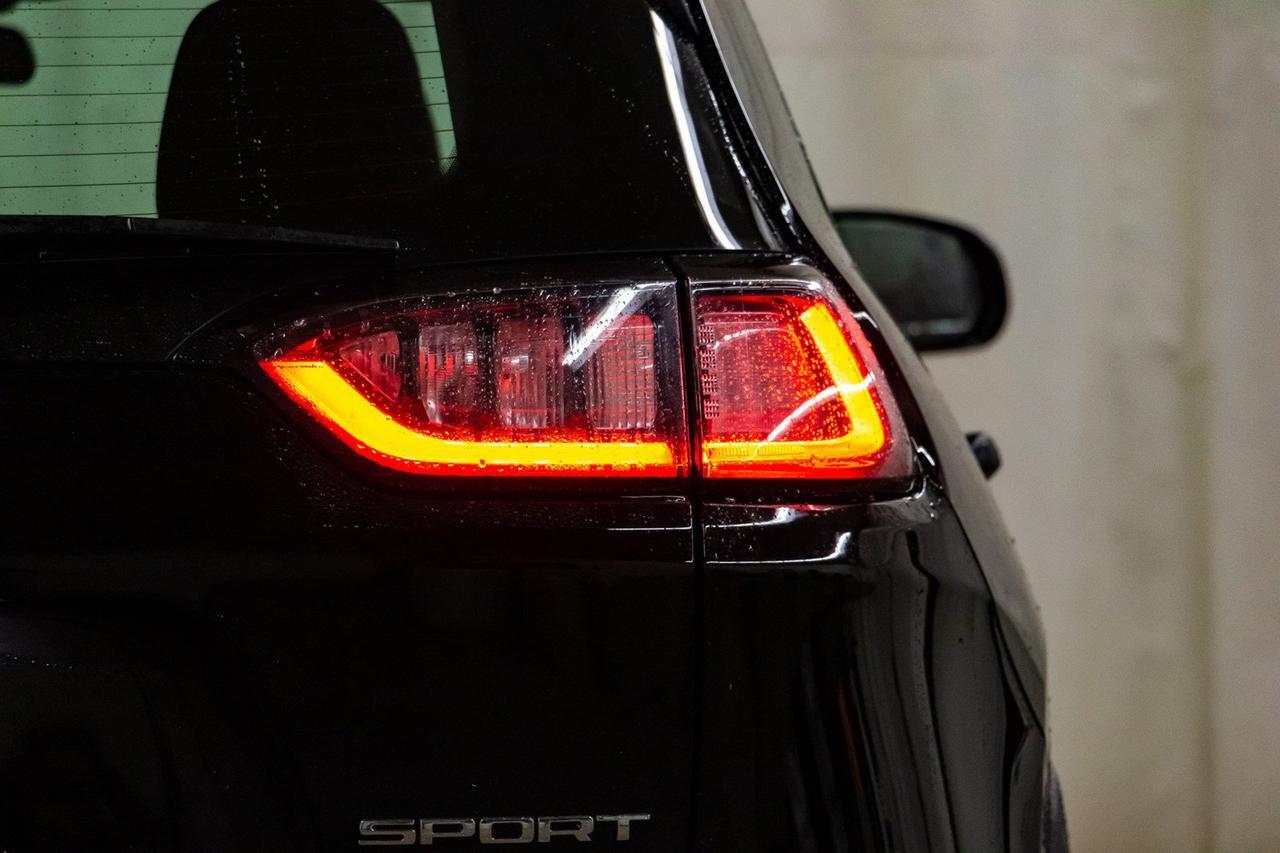 2019 Jeep Cherokee 4x4 Sport BCam Red Deer AB