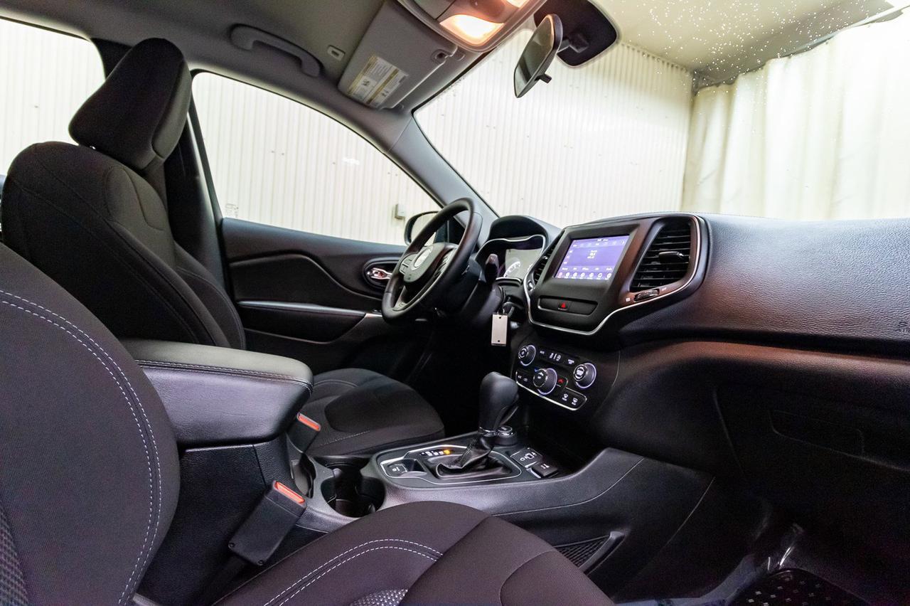 2019 Jeep Cherokee 4x4 Sport BCam Red Deer AB