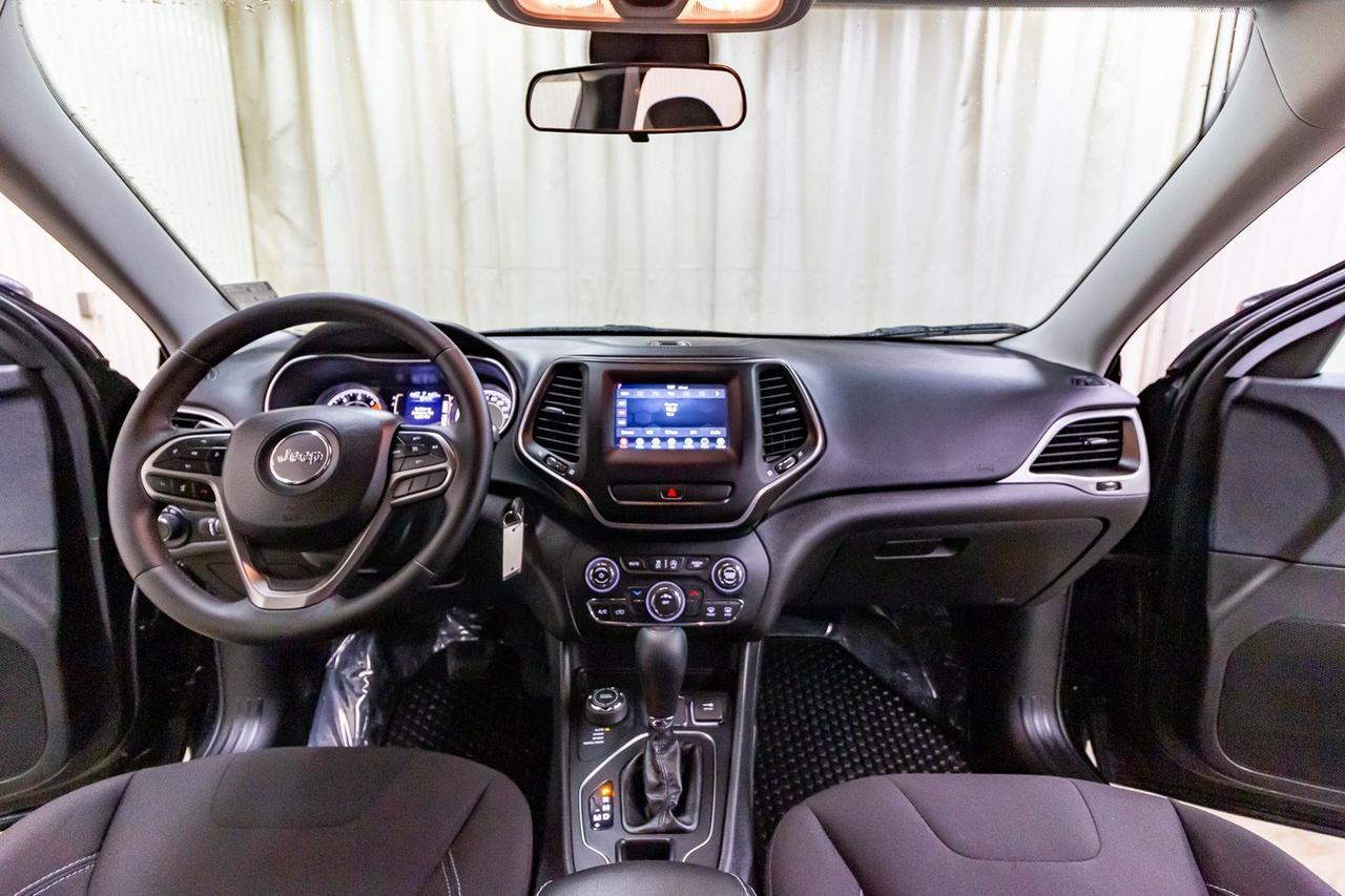 2019 Jeep Cherokee 4x4 Sport BCam Red Deer AB