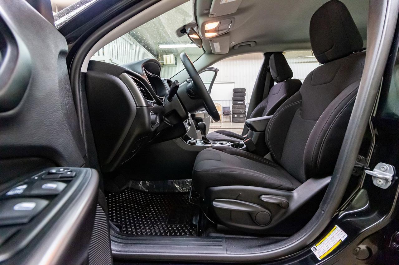 2019 Jeep Cherokee 4x4 Sport BCam Red Deer AB