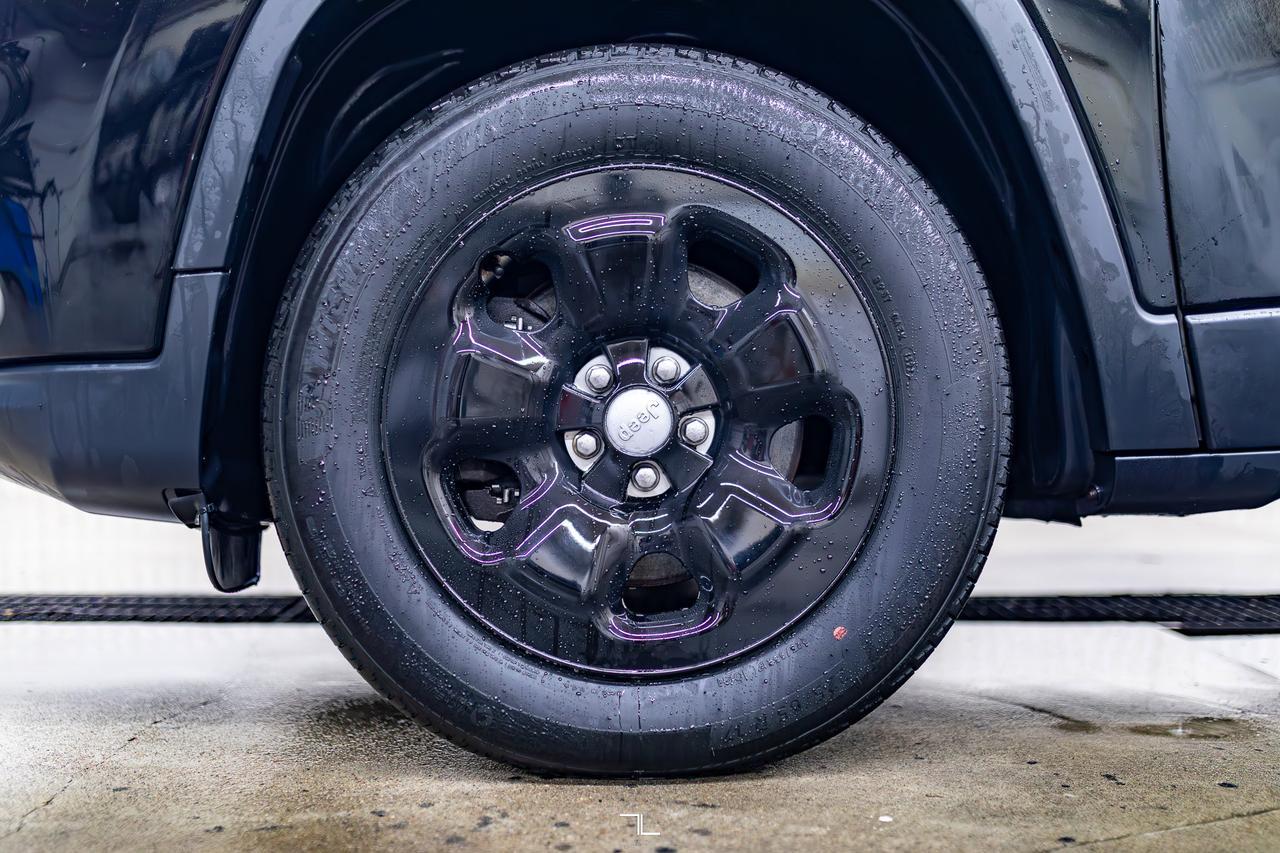 2019 Jeep Cherokee 4x4 Sport BCam Red Deer AB