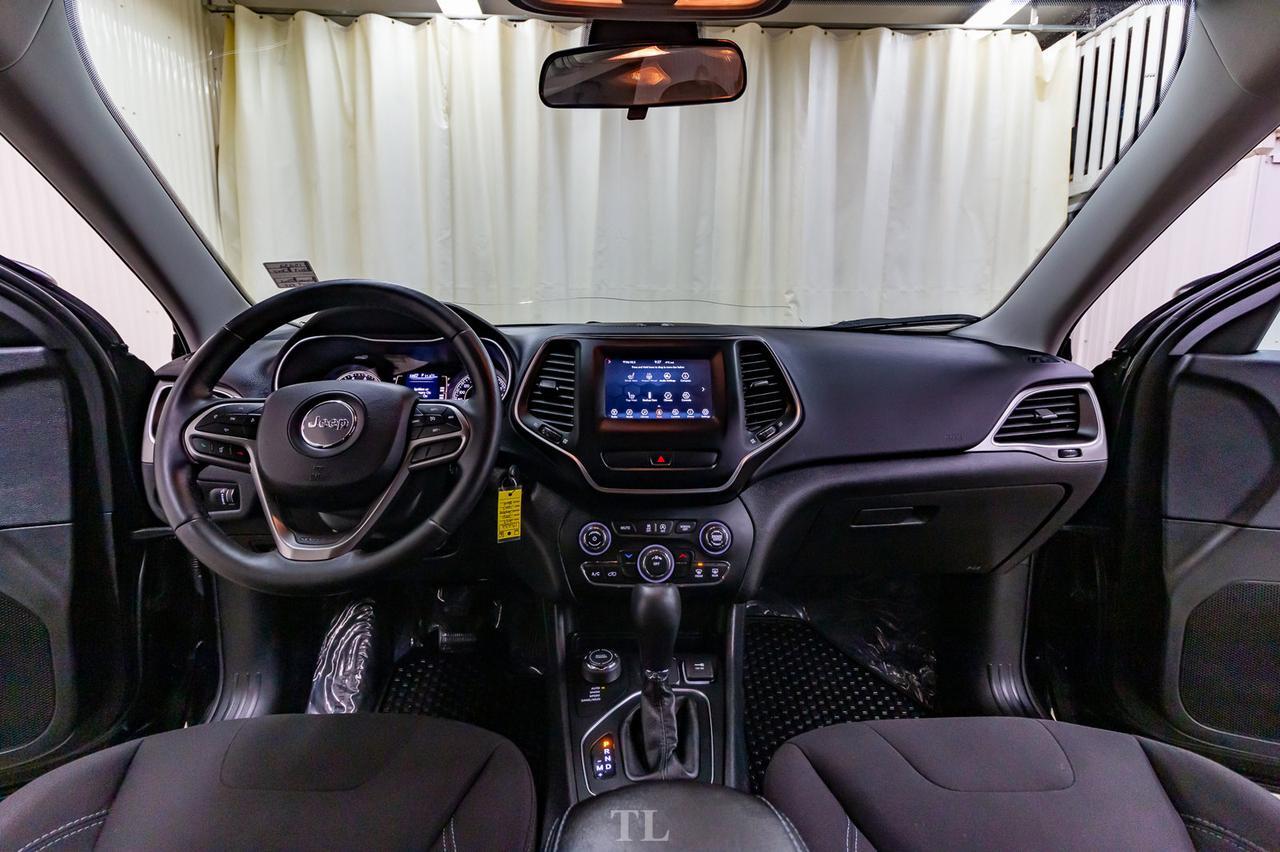 2019 Jeep Cherokee 4x4 Sport BCam Red Deer AB