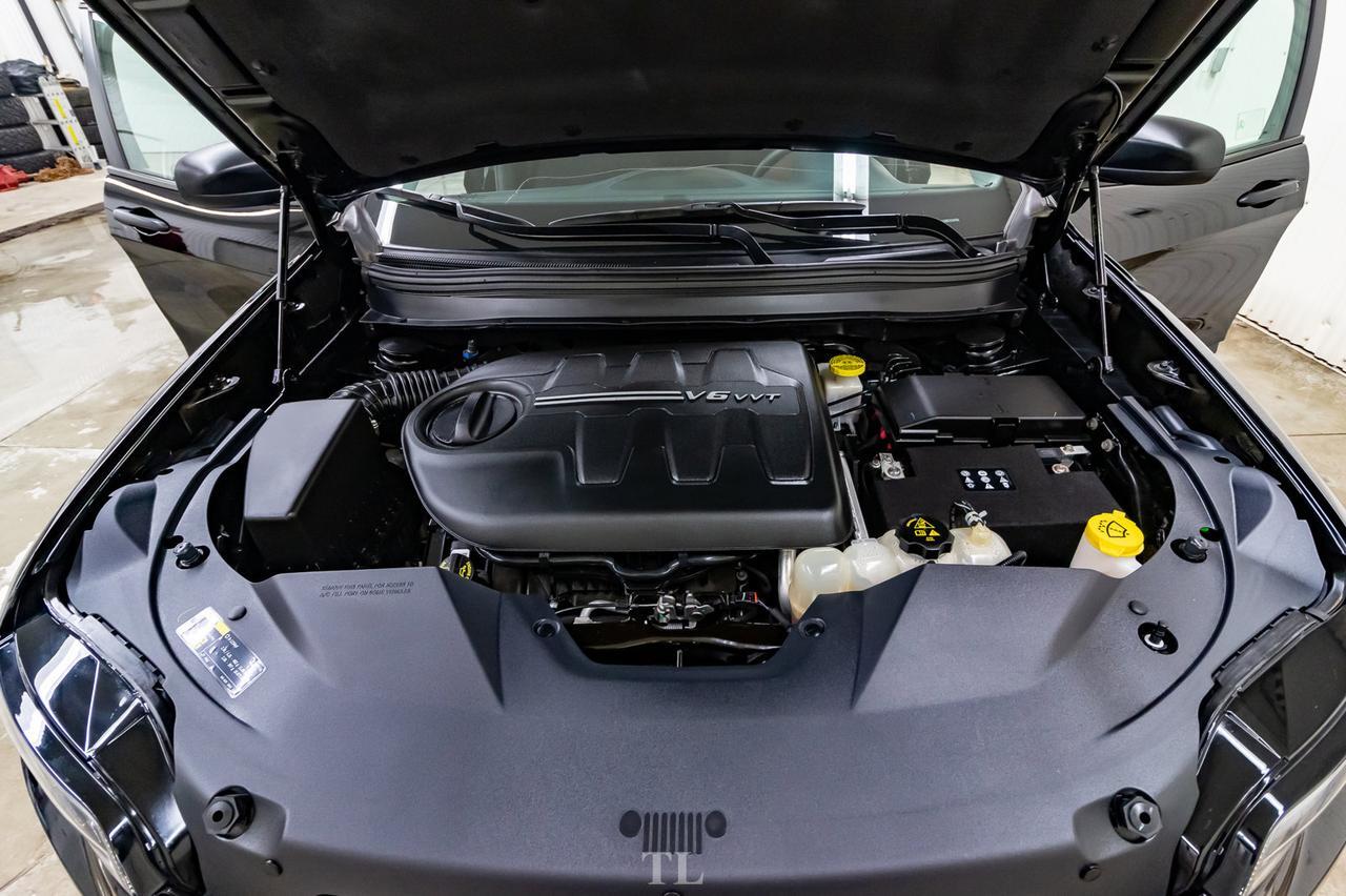 2019 Jeep Cherokee 4x4 Sport BCam Red Deer AB