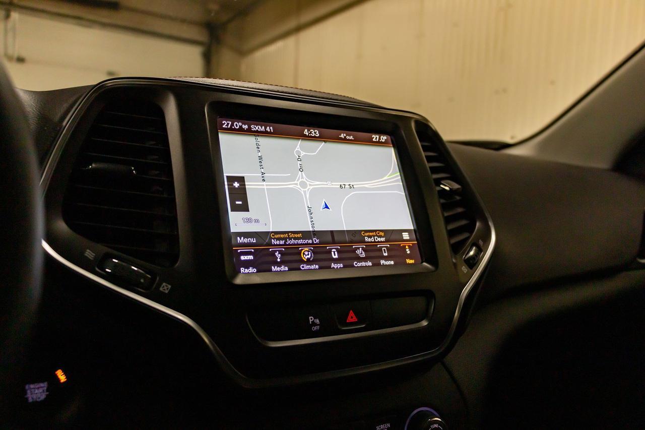 2019 Jeep Cherokee 4x4 Trailhawk Leather Nav BCam Red Deer AB