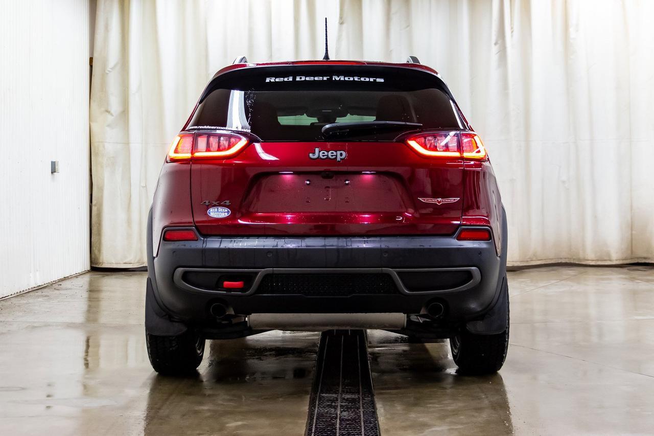 2019 Jeep Cherokee 4x4 Trailhawk Leather Nav BCam Red Deer AB