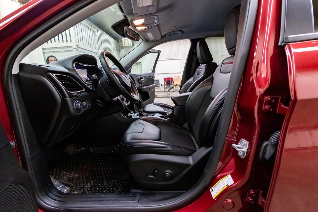 2019 Jeep Cherokee 4x4 Trailhawk Leather Nav BCam Red Deer AB