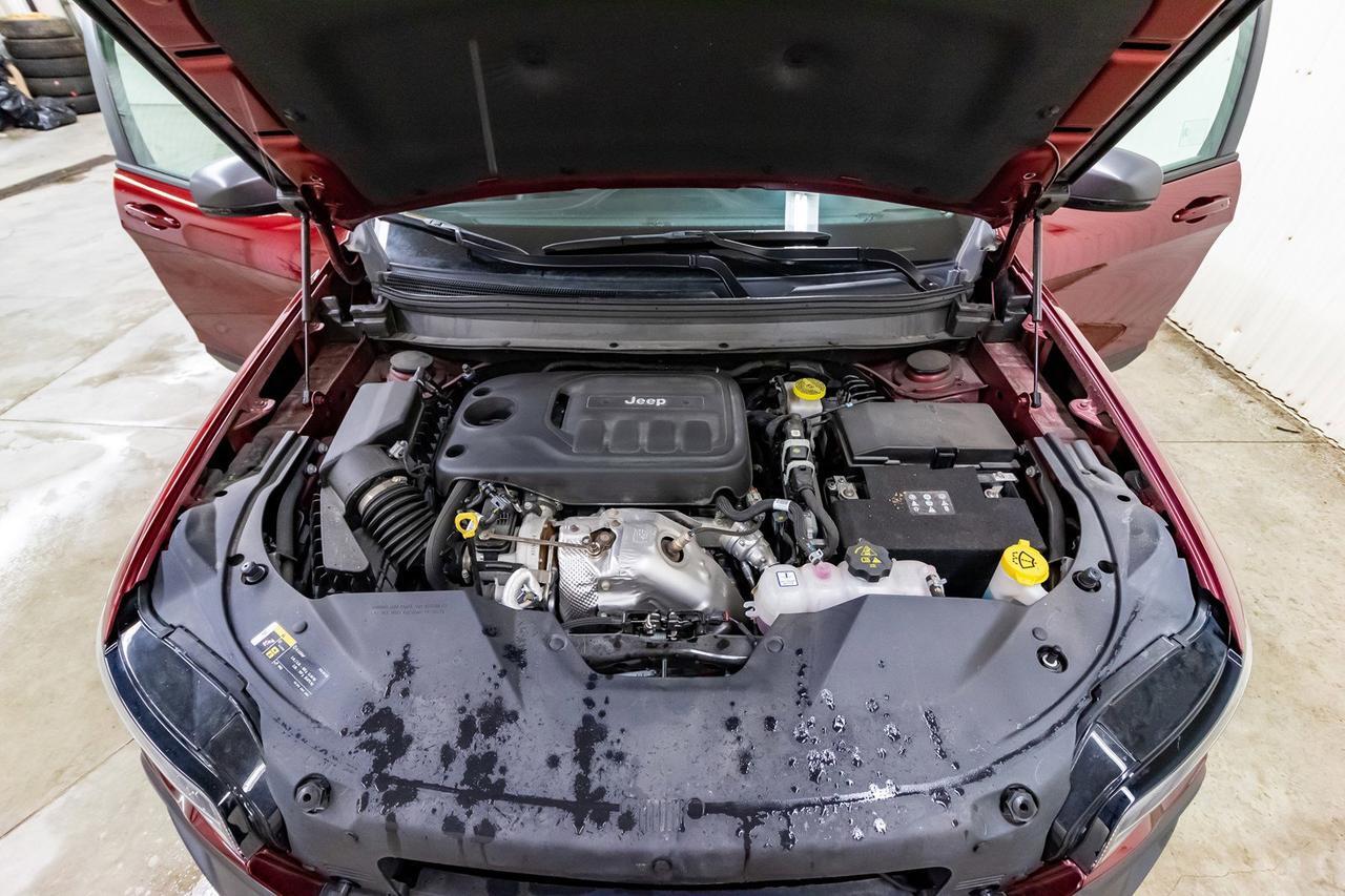 2019 Jeep Cherokee 4x4 Trailhawk Leather Nav BCam Red Deer AB