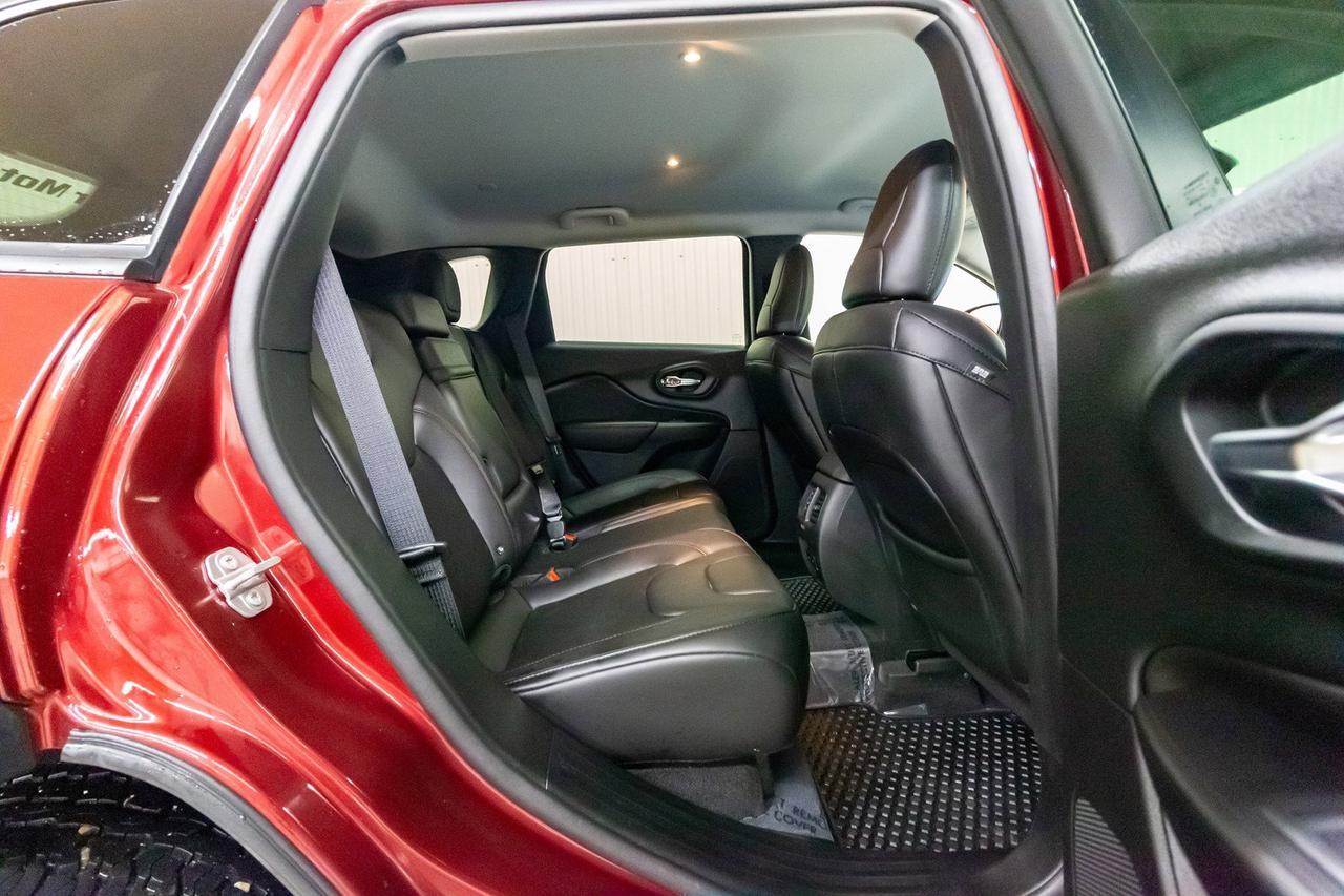 2019 Jeep Cherokee 4x4 Trailhawk Leather Nav BCam Red Deer AB