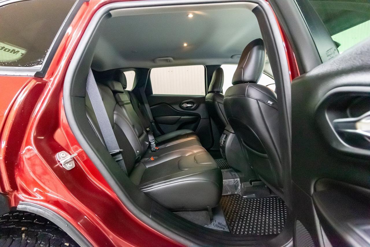 2019 Jeep Cherokee 4x4 Trailhawk Leather Nav BCam Red Deer AB