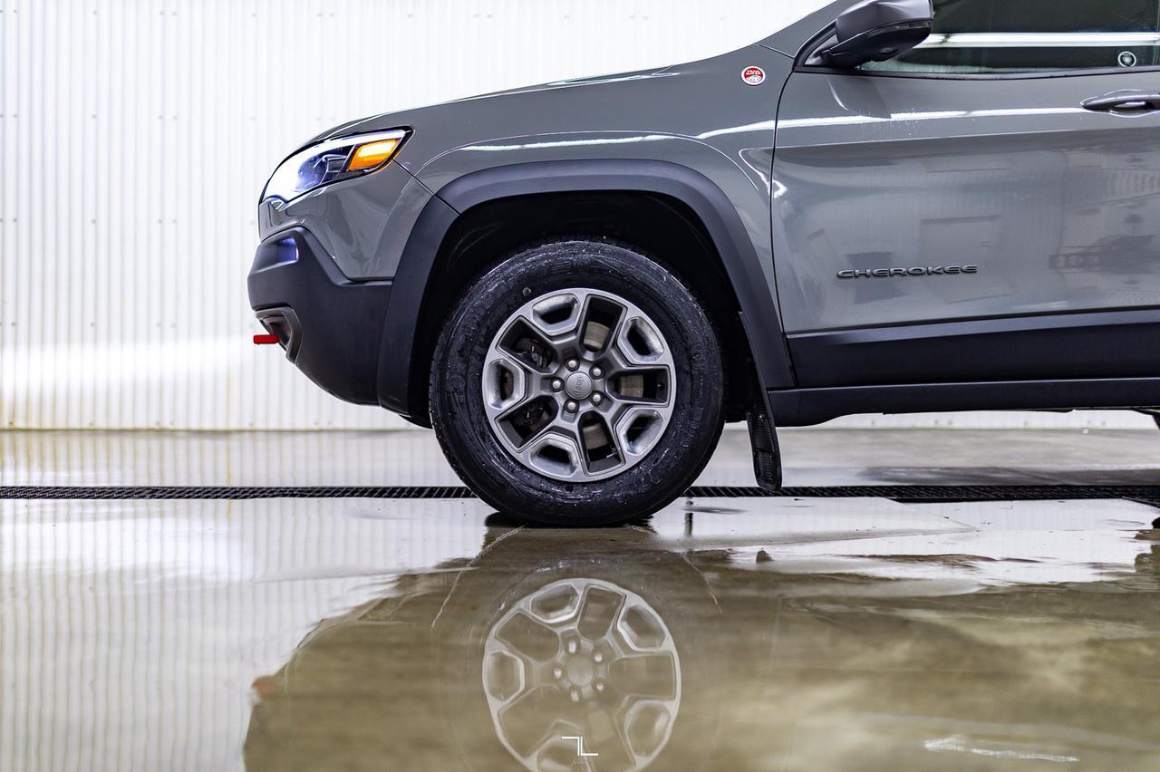 2019 Jeep Cherokee 4x4 Trailhawk Leather Nav BCam Red Deer AB