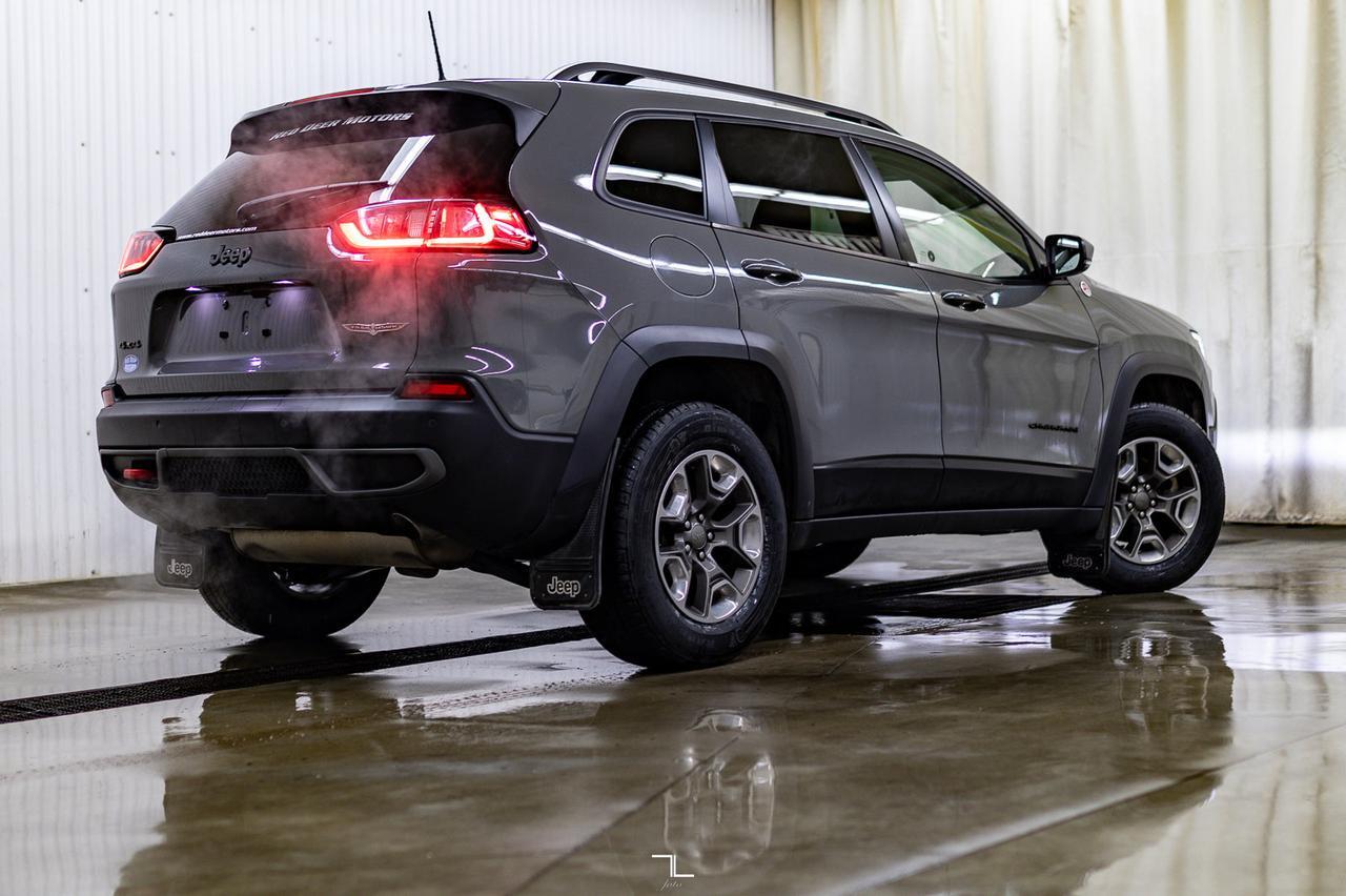 2019 Jeep Cherokee 4x4 Trailhawk Leather Nav BCam Red Deer AB