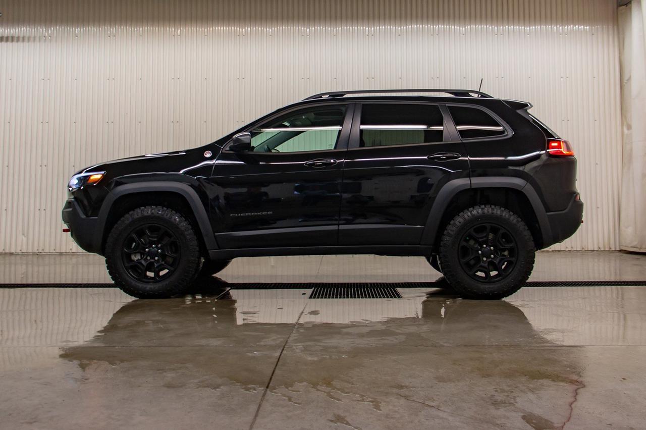 2019 Jeep Cherokee 4x4 Trailhawk Leather Roof Nav Red Deer AB