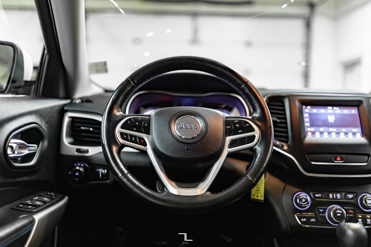 2019 Jeep Cherokee 4x4 Upland BCam Heated Seats Red Deer AB