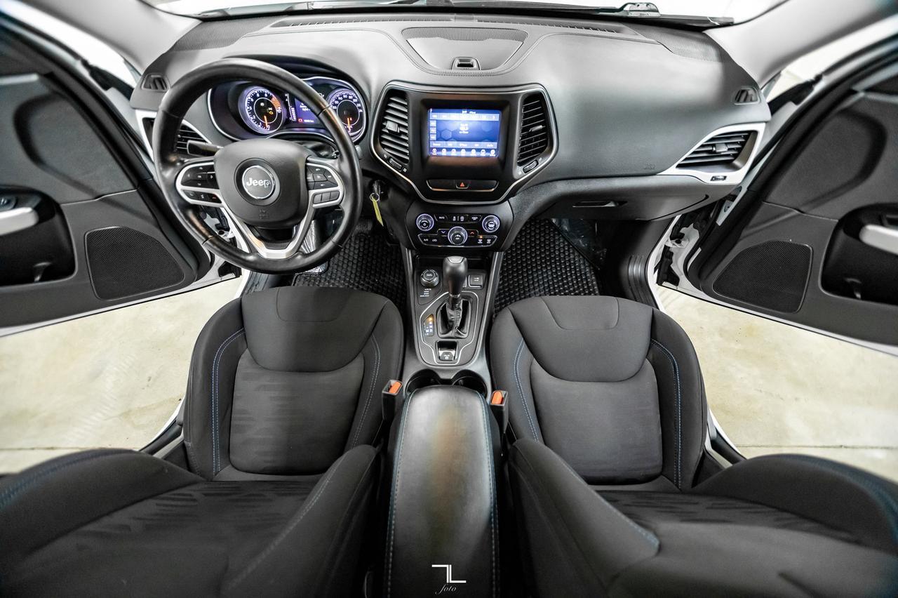 2019 Jeep Cherokee 4x4 Upland BCam Heated Seats Red Deer AB