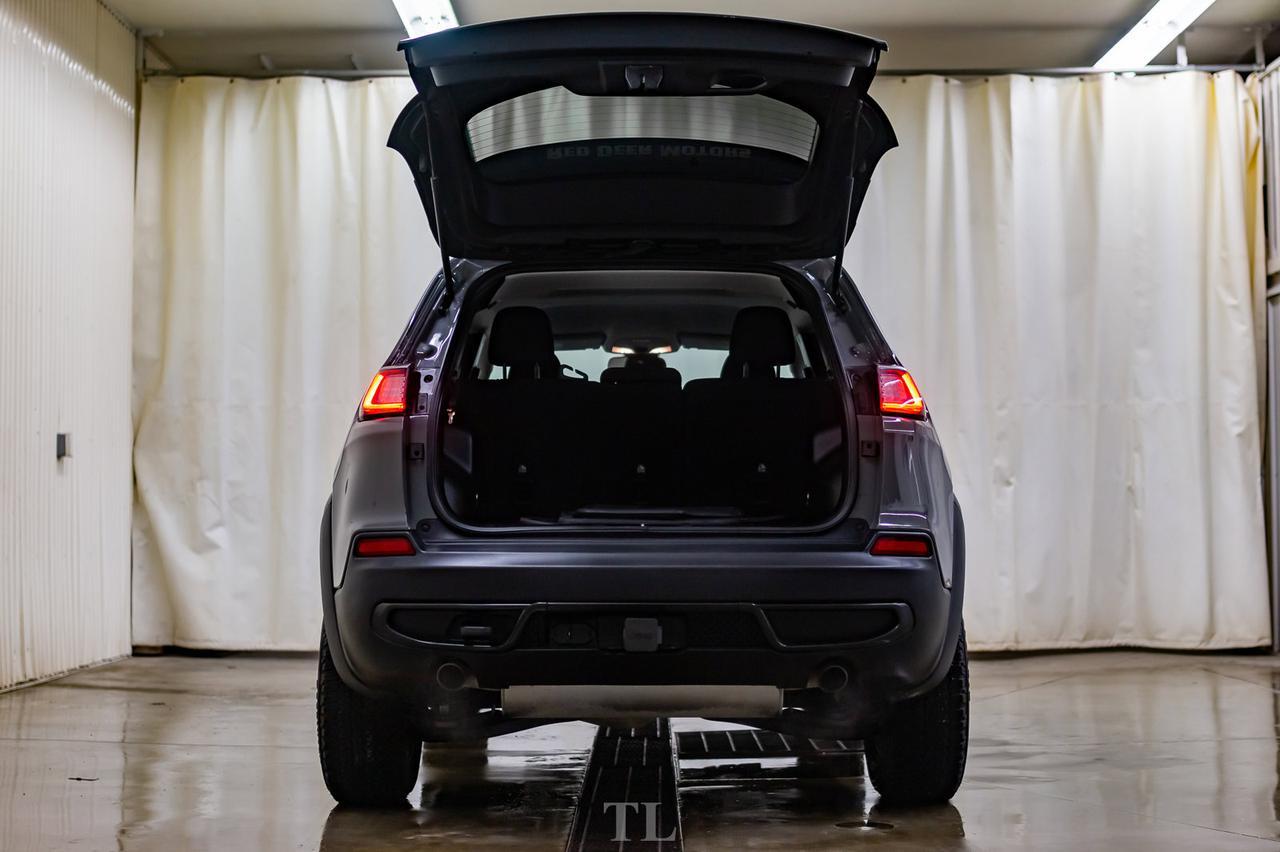 2019 Jeep Cherokee 4x4 Upland BCam Red Deer AB