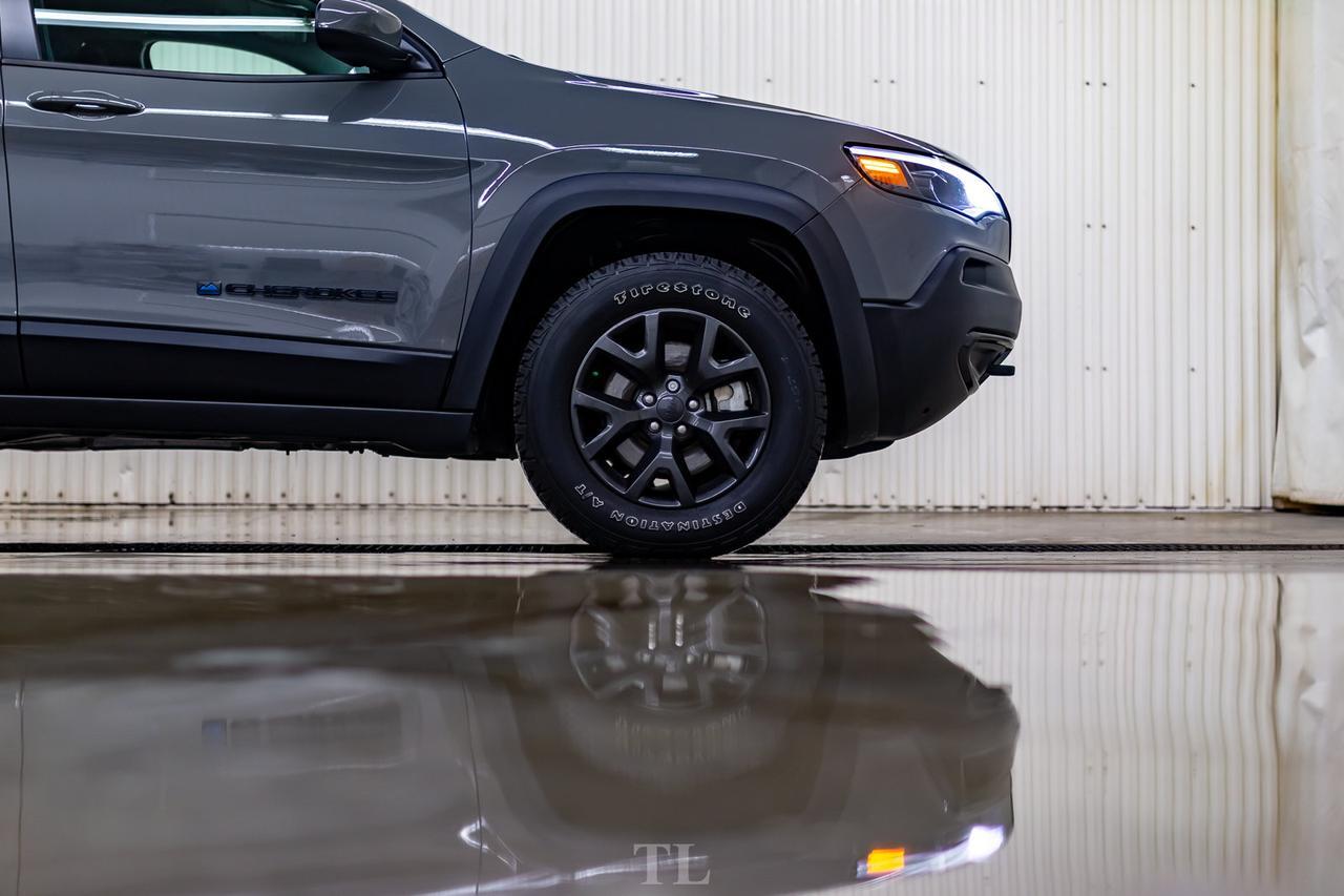 2019 Jeep Cherokee 4x4 Upland BCam Red Deer AB