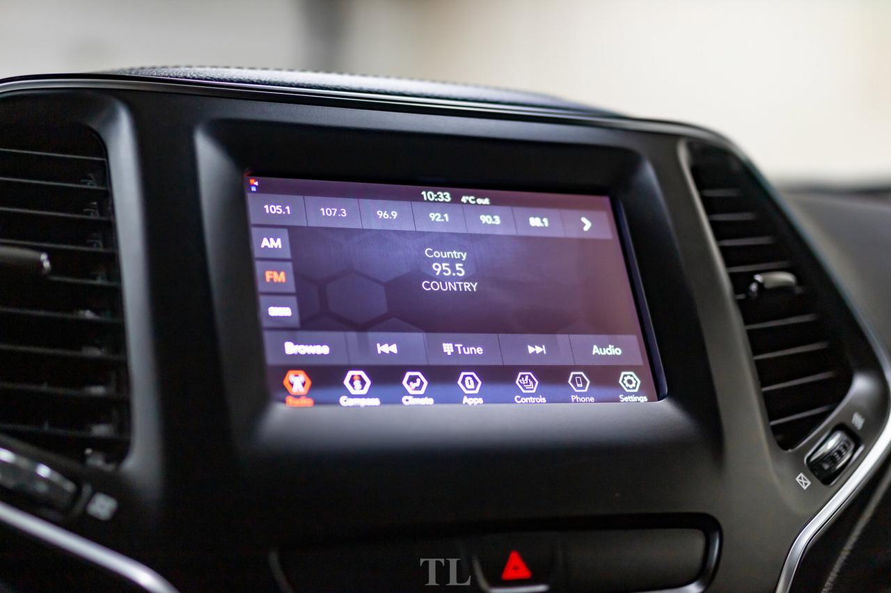 2019 Jeep Cherokee 4x4 Upland BCam Red Deer AB