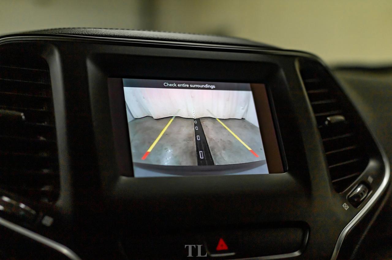 2019 Jeep Cherokee 4x4 Upland BCam Red Deer AB