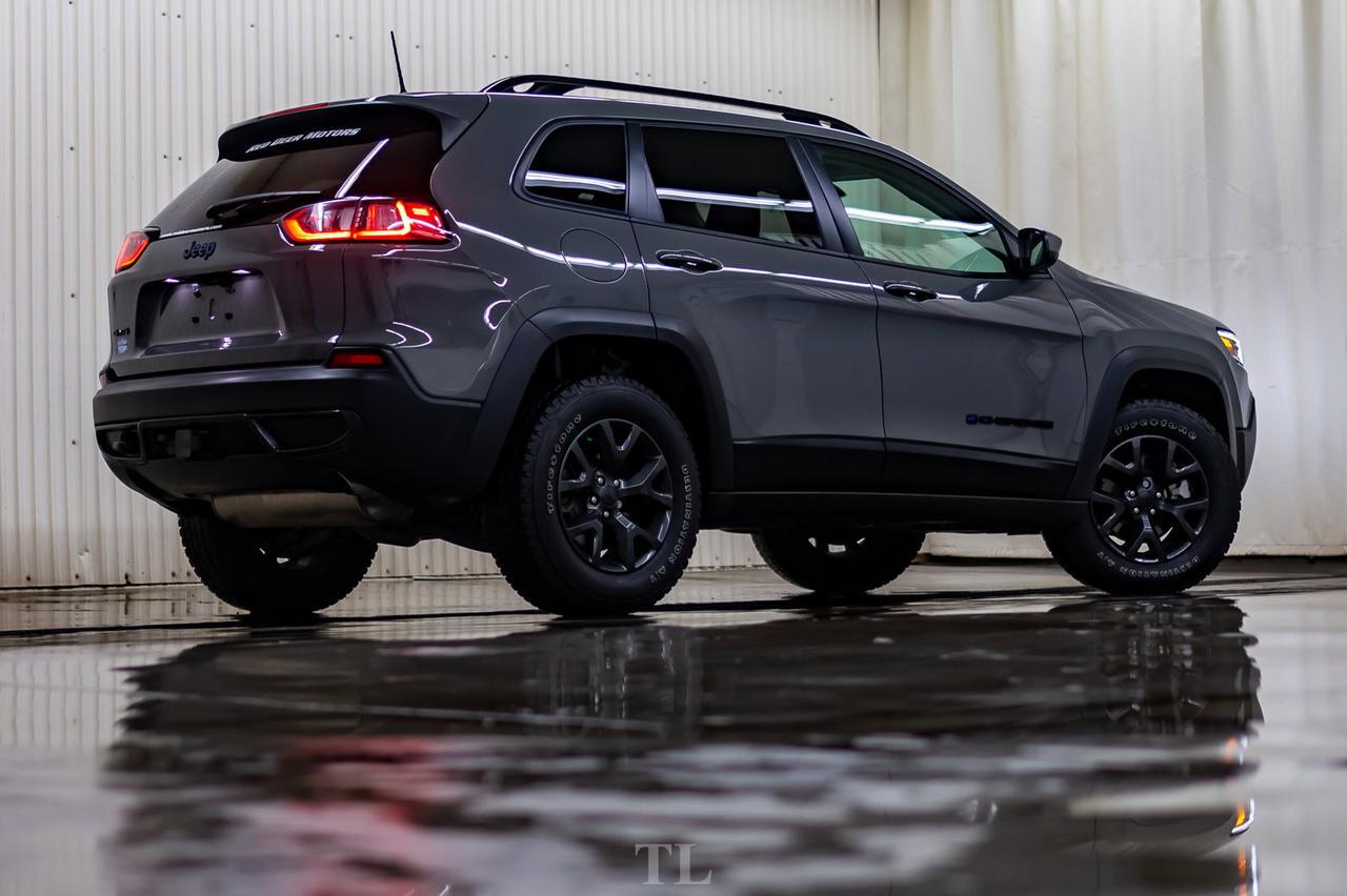 2019 Jeep Cherokee 4x4 Upland BCam Red Deer AB