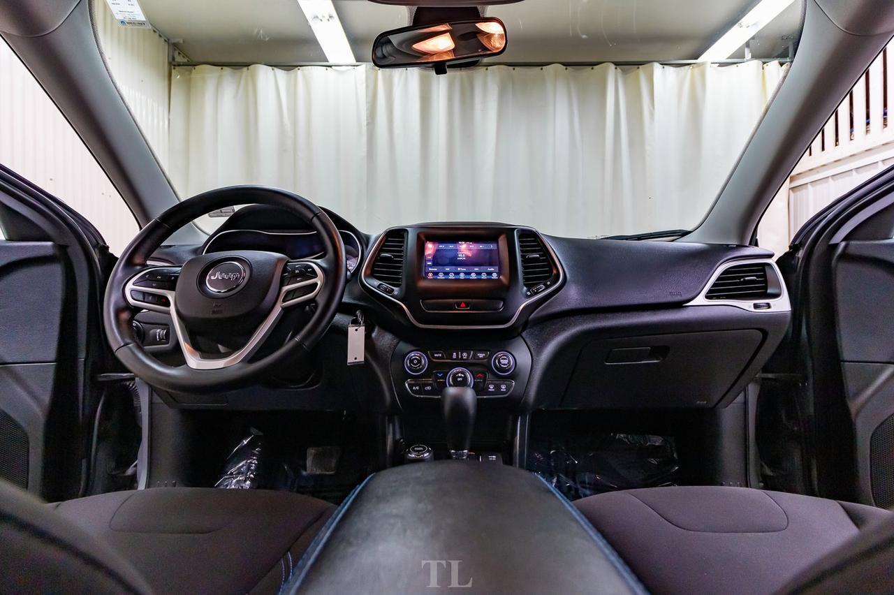 2019 Jeep Cherokee 4x4 Upland BCam Red Deer AB