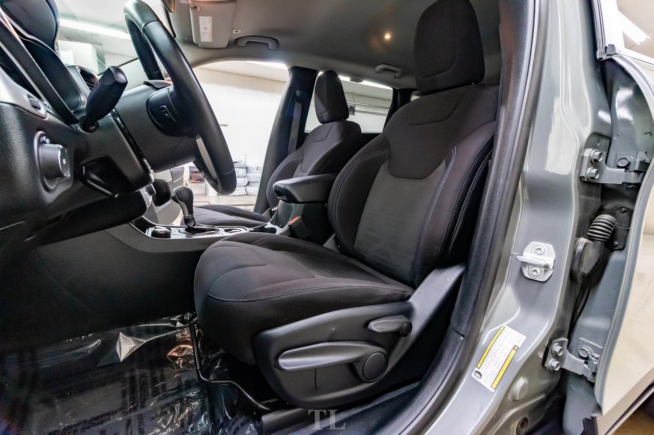 2019 Jeep Cherokee 4x4 Upland BCam Red Deer AB