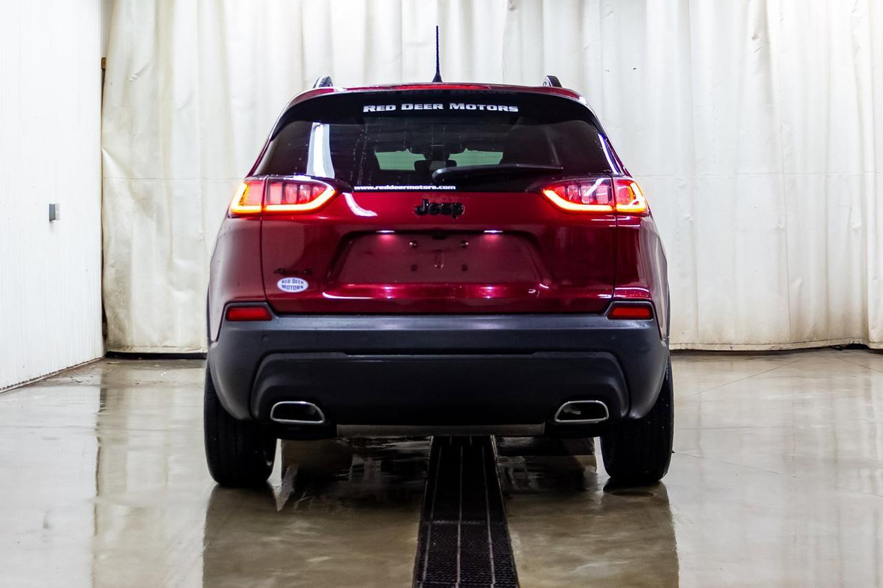 2019 Jeep Cherokee AWD Altitude Nav Roof BCam Red Deer AB