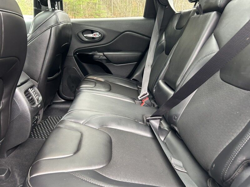 2019 Jeep Cherokee Altitude - 1 OWNER - V6 - SUNROOF Whitinsville MA