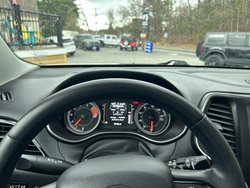 2019 Jeep Cherokee Altitude - 1 OWNER - V6 - SUNROOF Whitinsville MA