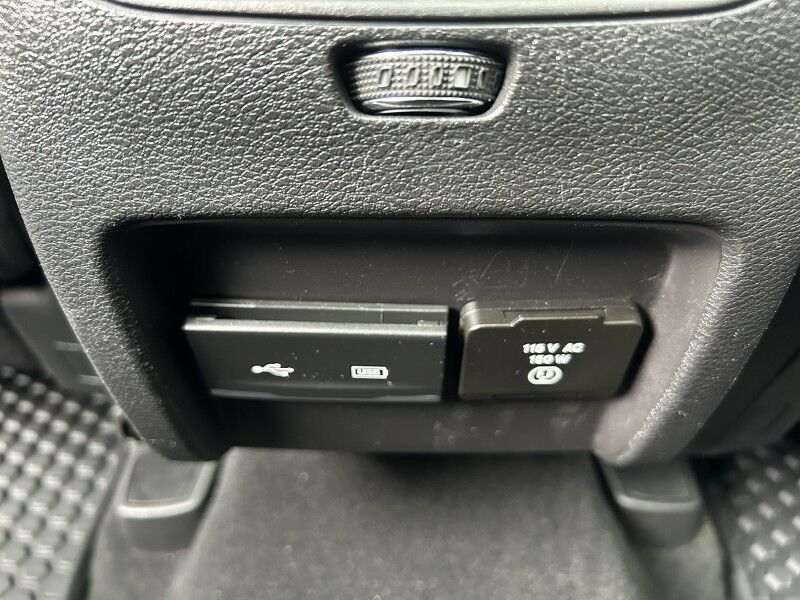 2019 Jeep Cherokee Altitude - 1 OWNER - V6 - SUNROOF Whitinsville MA