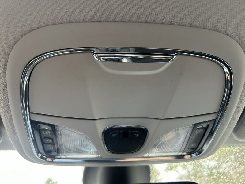 2019 Jeep Cherokee Altitude - 1 OWNER - V6 - SUNROOF Whitinsville MA