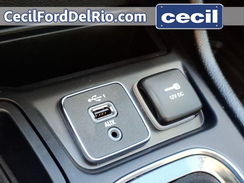 2019 Jeep Cherokee Altitude Del Rio TX