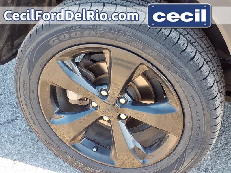 2019 Jeep Cherokee Altitude Del Rio TX